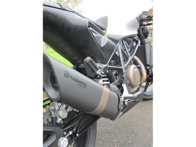 2018 Husqvarna Vitpilen 701 - One Owner - Image 9